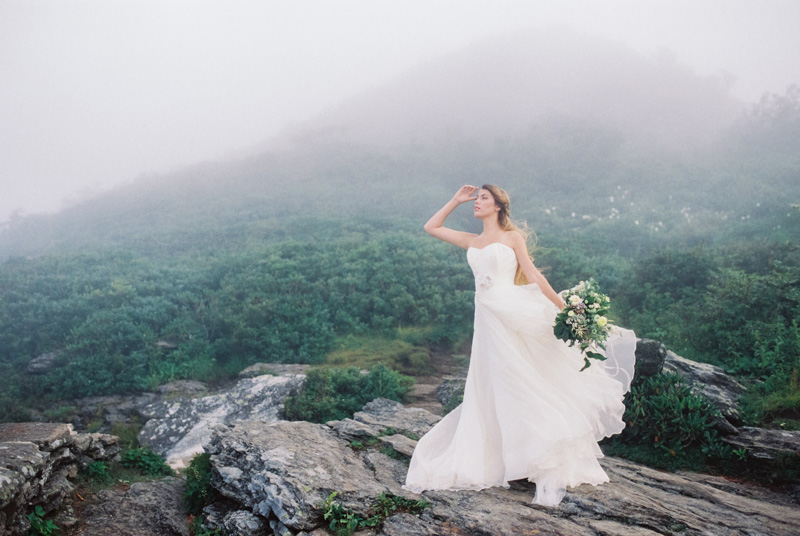 Foggy Mountain Wedding Inspiration