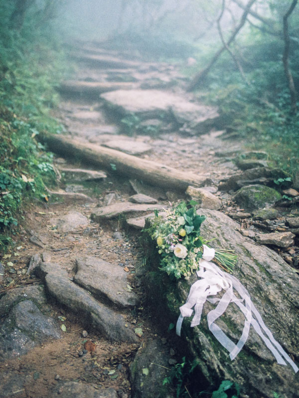 Foggy Mountain Wedding Inspiration