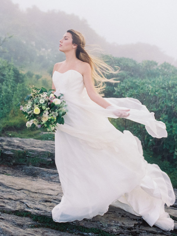 Foggy Mountain Wedding Inspiration