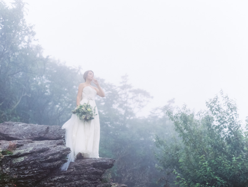 Foggy Mountain Wedding Inspiration